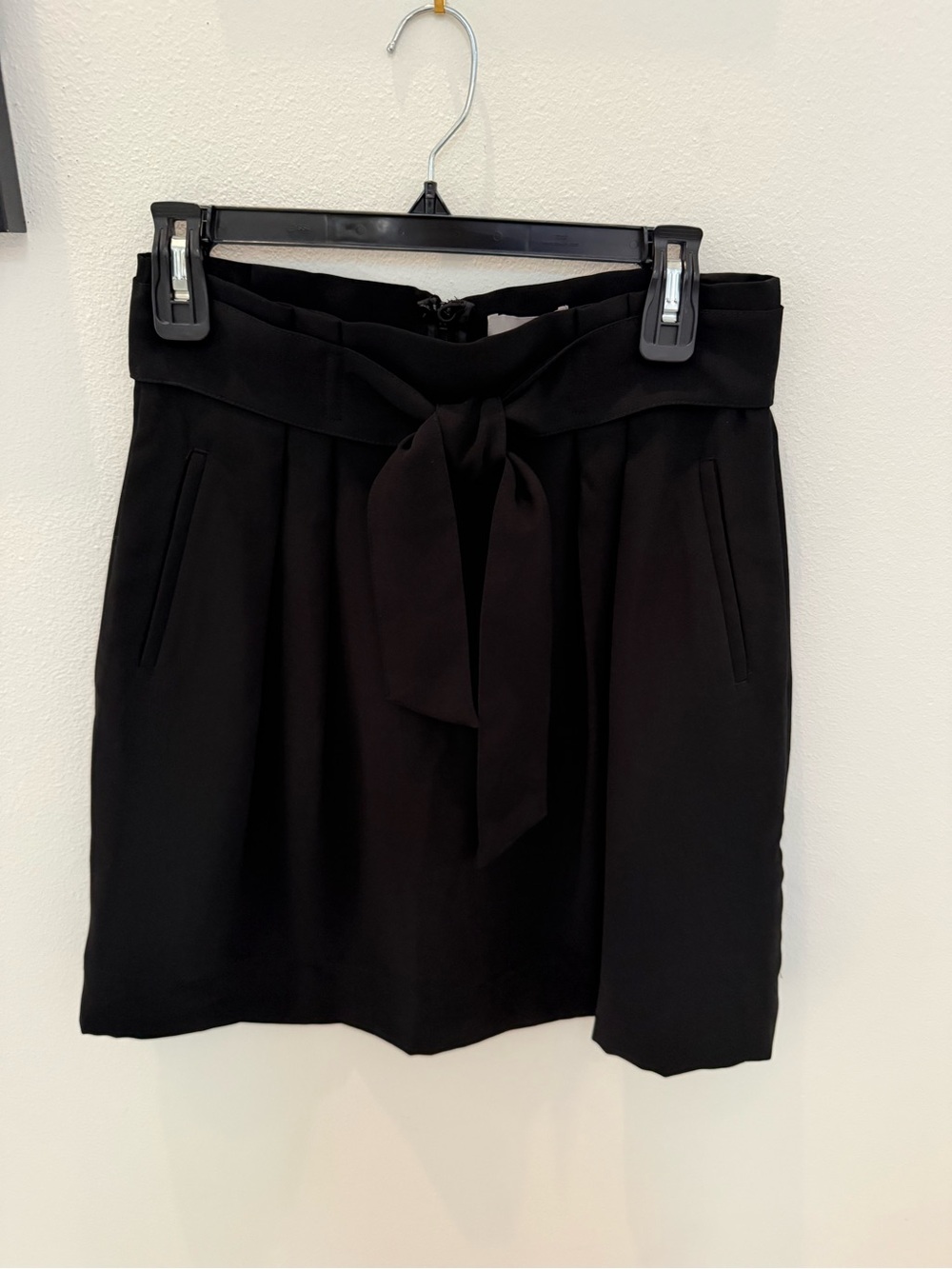 H&M Black Paperbag Tie-Front Mini Skirt